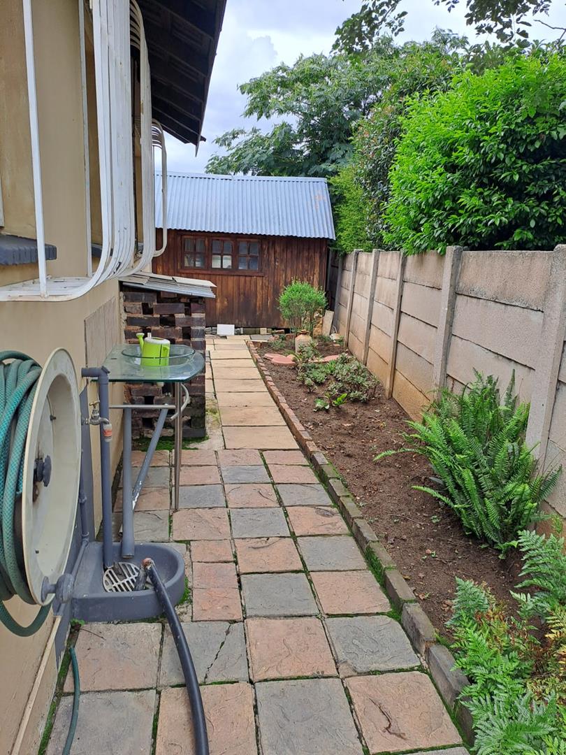 To Let 1 Bedroom Property for Rent in Verwoerdpark Gauteng