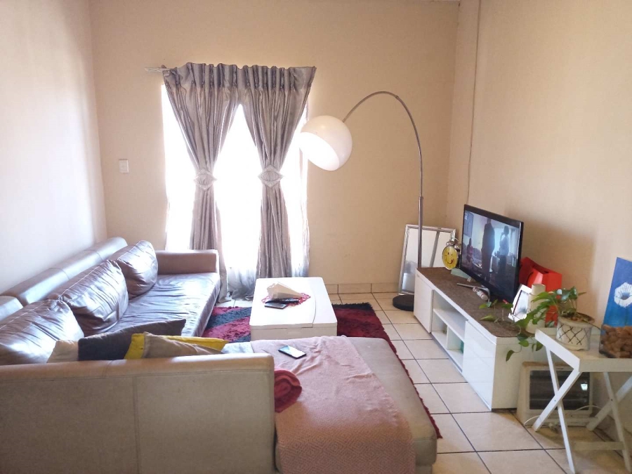To Let 1 Bedroom Property for Rent in Norkem Park Gauteng