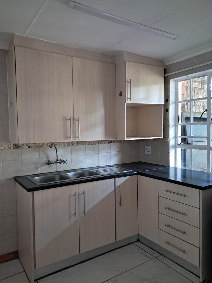 To Let 1 Bedroom Property for Rent in Mayville Gauteng