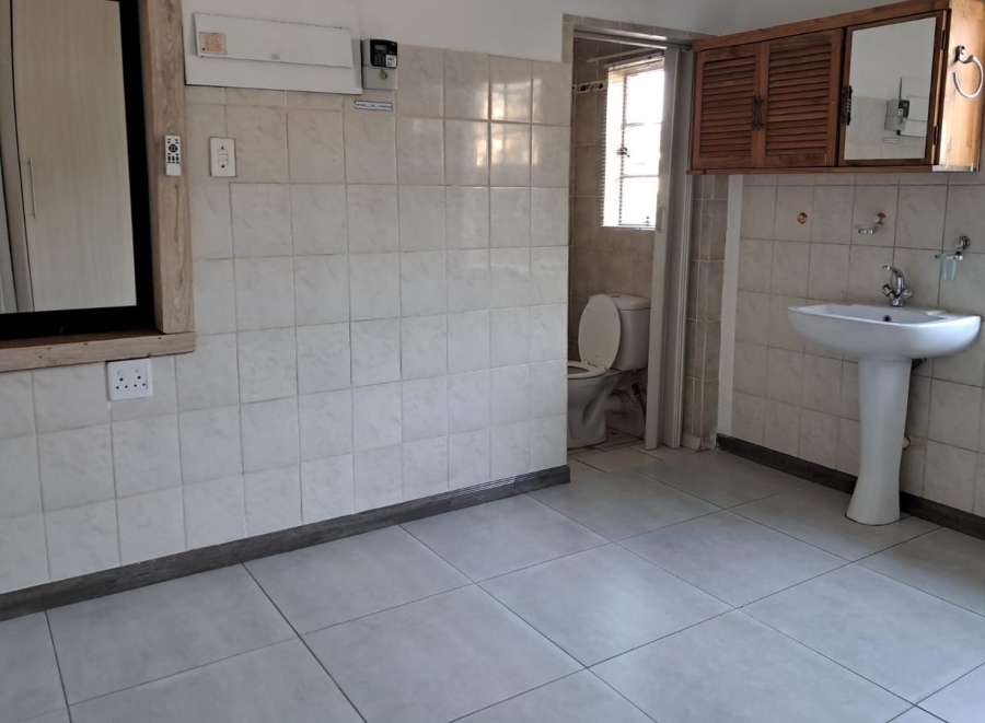 To Let 1 Bedroom Property for Rent in Mayville Gauteng