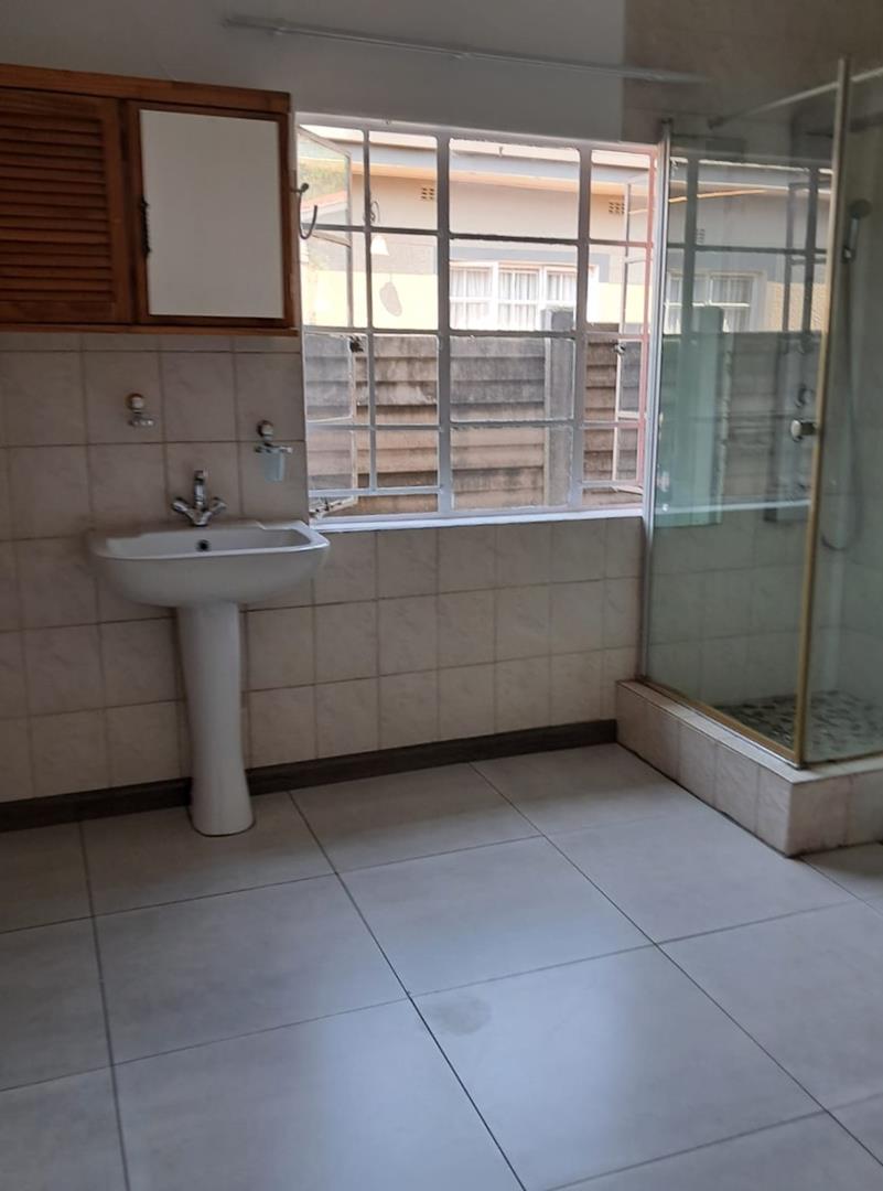 To Let 1 Bedroom Property for Rent in Mayville Gauteng