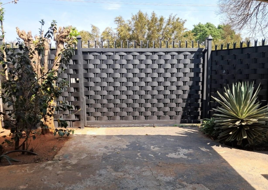 To Let 1 Bedroom Property for Rent in Mayville Gauteng