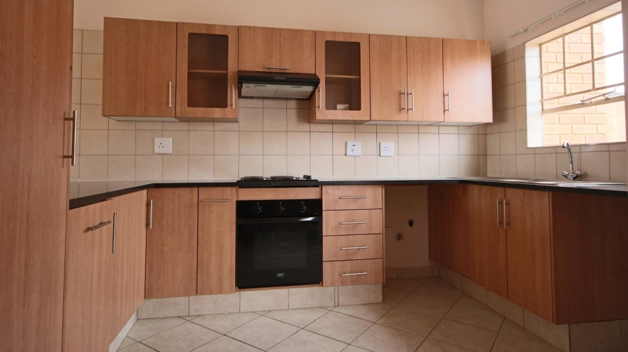 To Let 3 Bedroom Property for Rent in Elardus Park Gauteng