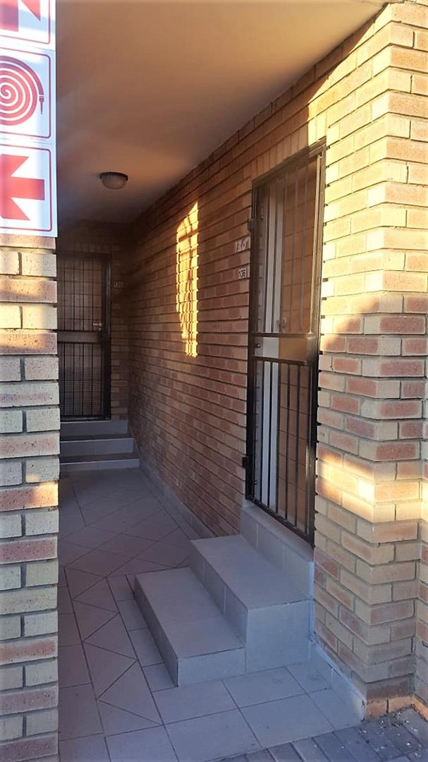 To Let 1 Bedroom Property for Rent in Elardus Park Gauteng