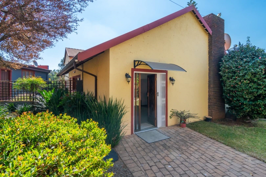 To Let 3 Bedroom Property for Rent in Bordeaux Gauteng