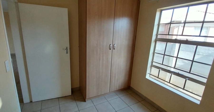 To Let 3 Bedroom Property for Rent in Thatch Hill Estate Gauteng