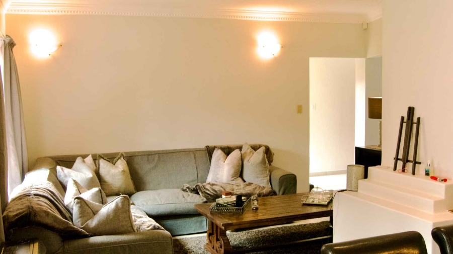 To Let 3 Bedroom Property for Rent in Faerie Glen Gauteng