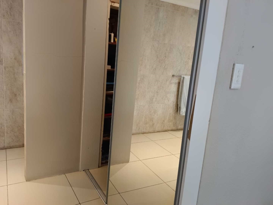 To Let 3 Bedroom Property for Rent in Randhart Gauteng