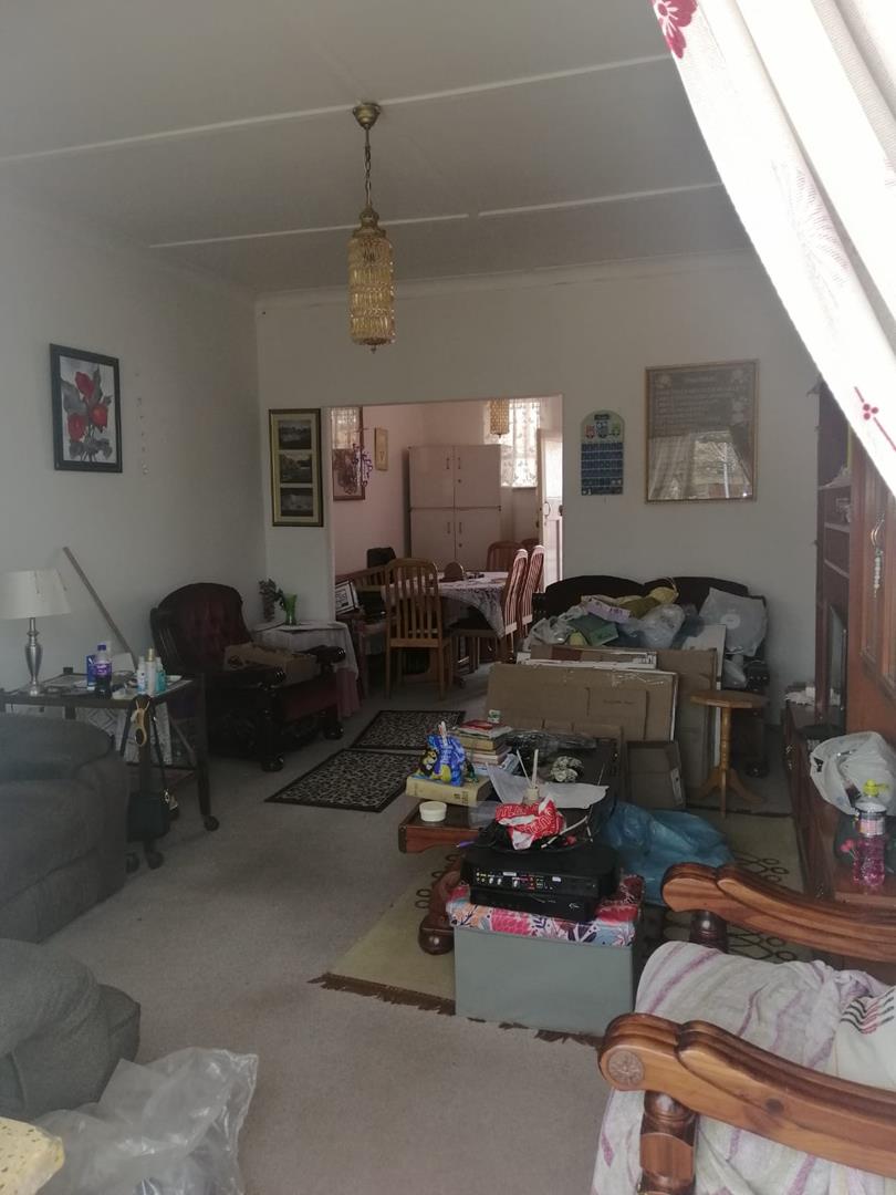 To Let 1 Bedroom Property for Rent in Lambton Gauteng