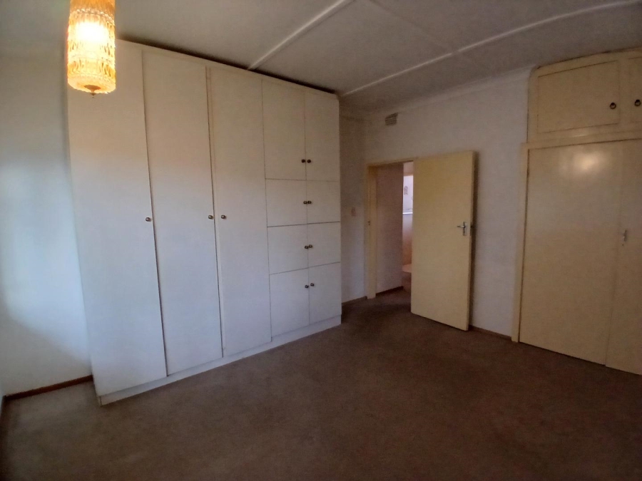 To Let 1 Bedroom Property for Rent in Lambton Gauteng