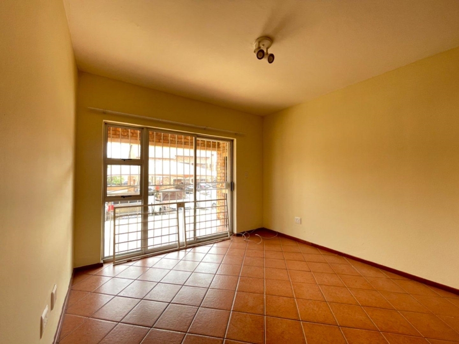 To Let 2 Bedroom Property for Rent in Terenure Gauteng