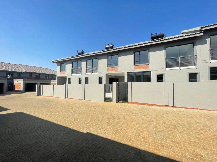 3 Bedroom Property for Sale in Pomona Gauteng