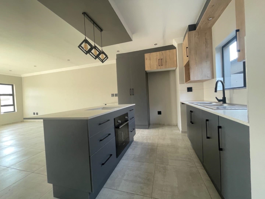 3 Bedroom Property for Sale in Pomona Gauteng