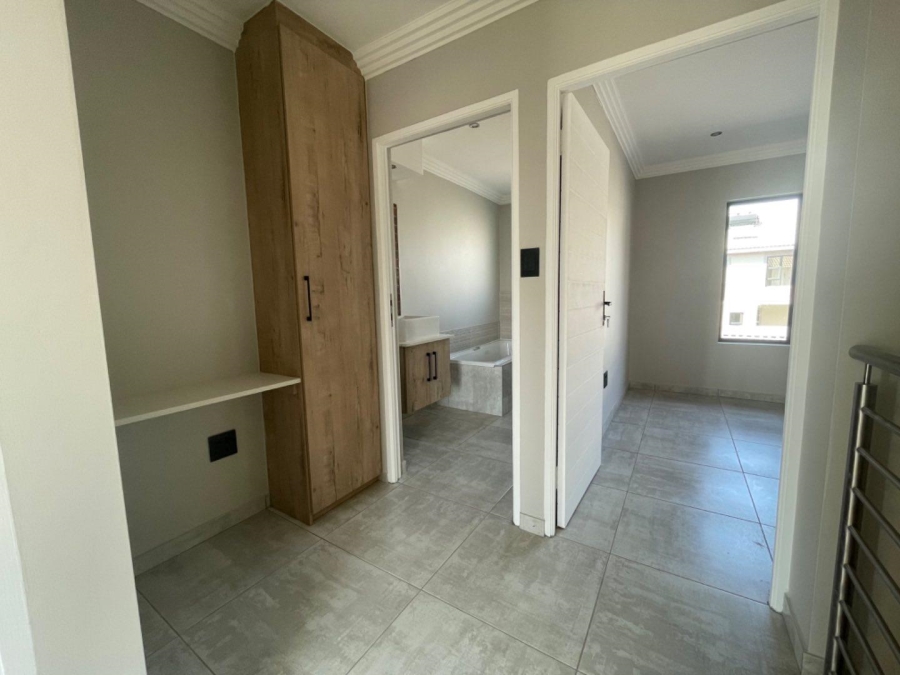 3 Bedroom Property for Sale in Pomona Gauteng