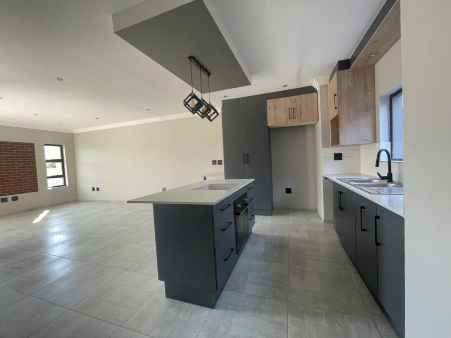 3 Bedroom Property for Sale in Pomona Gauteng