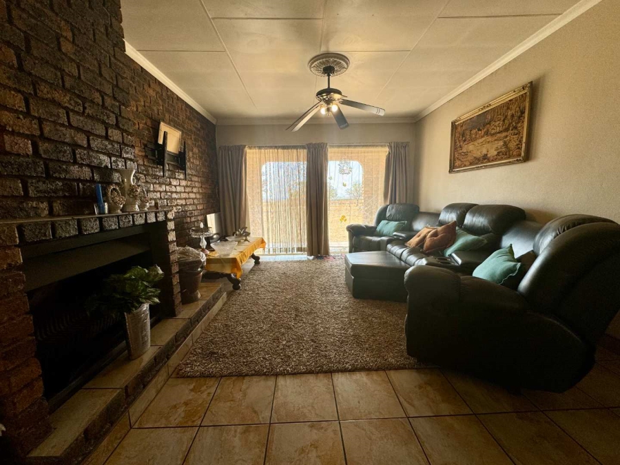 To Let 3 Bedroom Property for Rent in Henley on Klip Gauteng