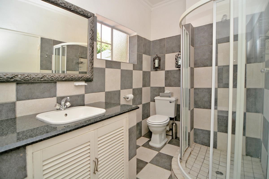 6 Bedroom Property for Sale in Glenhazel Gauteng