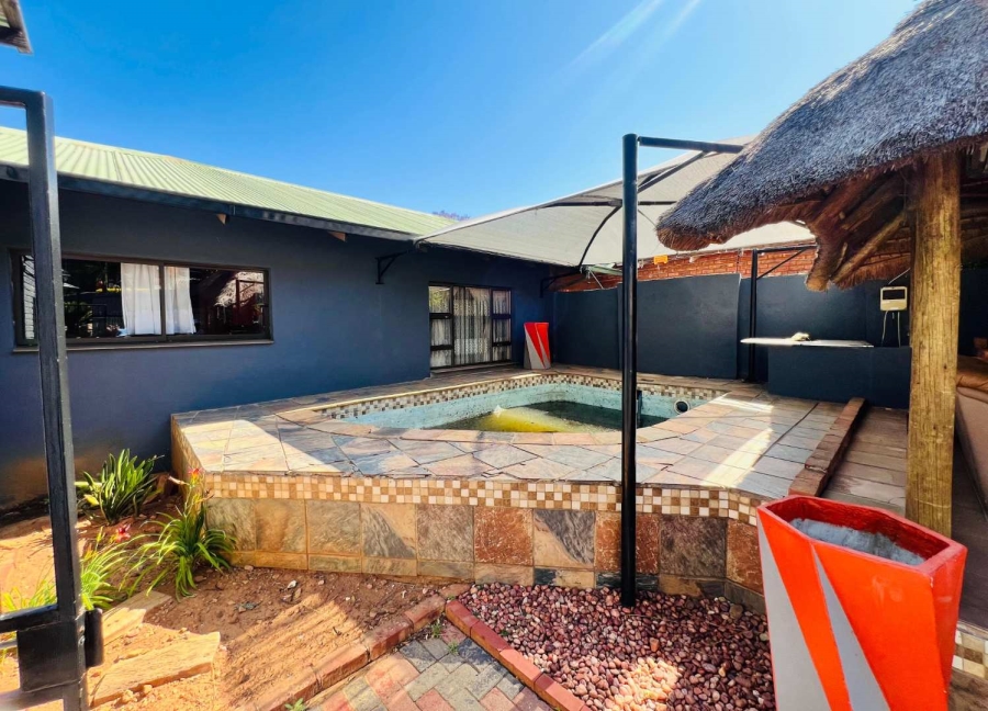 4 Bedroom Property for Sale in Mountain View Gauteng