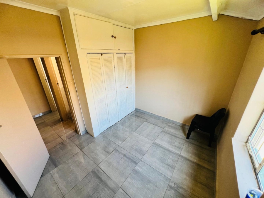 4 Bedroom Property for Sale in Mountain View Gauteng