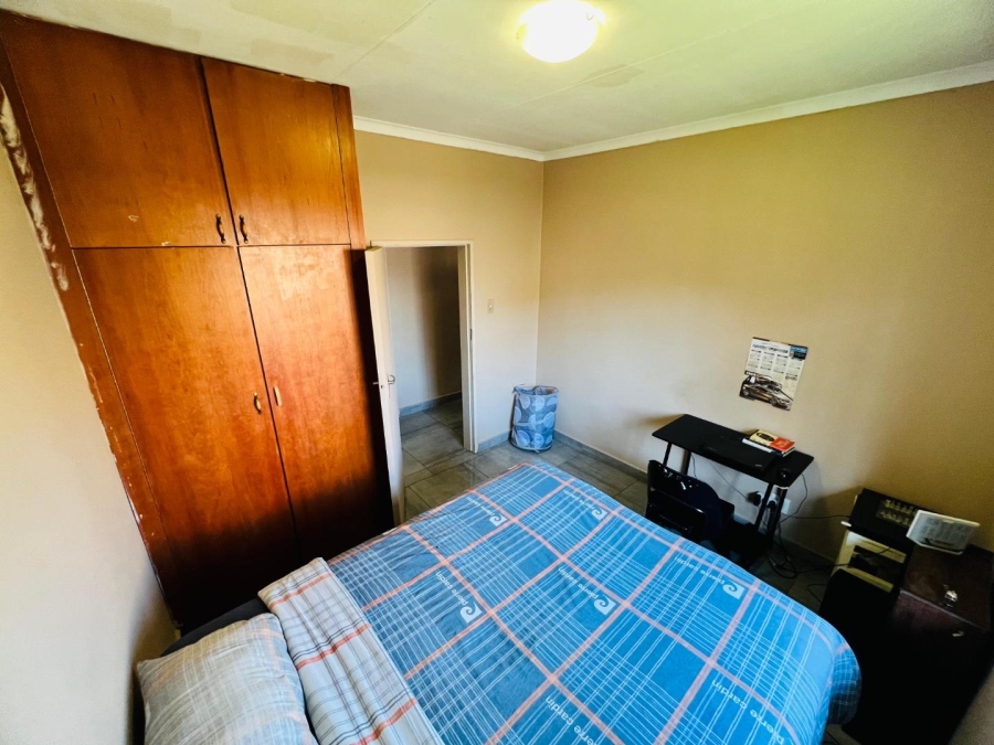 4 Bedroom Property for Sale in Mountain View Gauteng