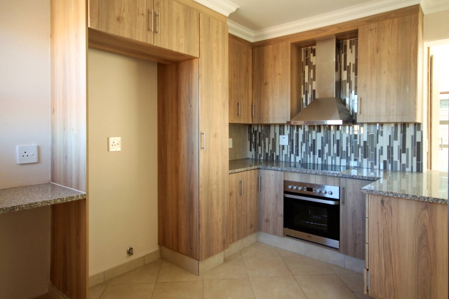 To Let 3 Bedroom Property for Rent in Olympus Gauteng