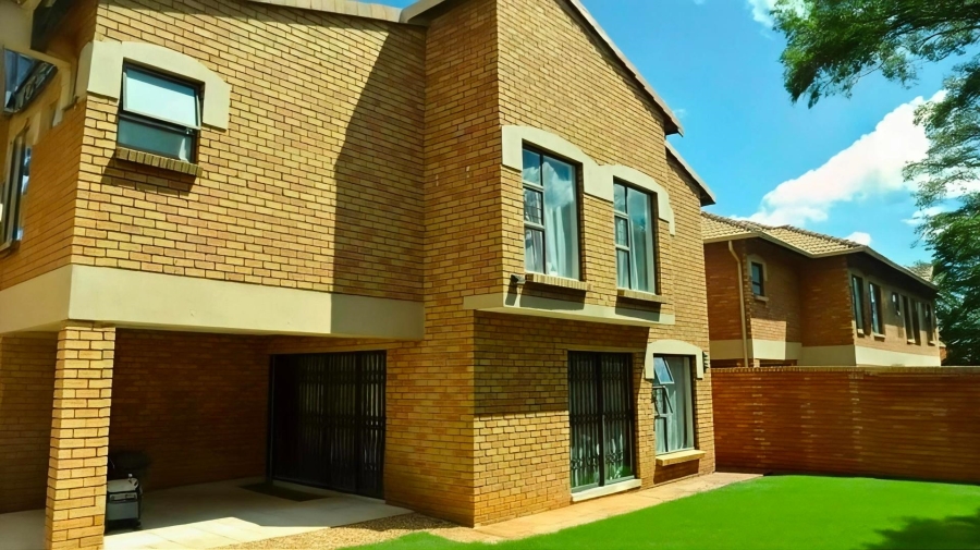 To Let 3 Bedroom Property for Rent in Olympus Gauteng