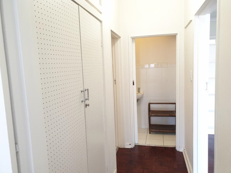 1 Bedroom Property for Sale in Rosebank Gauteng
