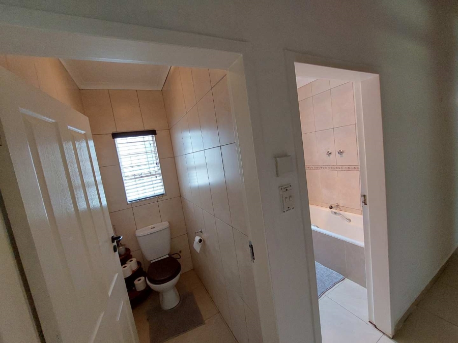 3 Bedroom Property for Sale in Northcliff Gauteng