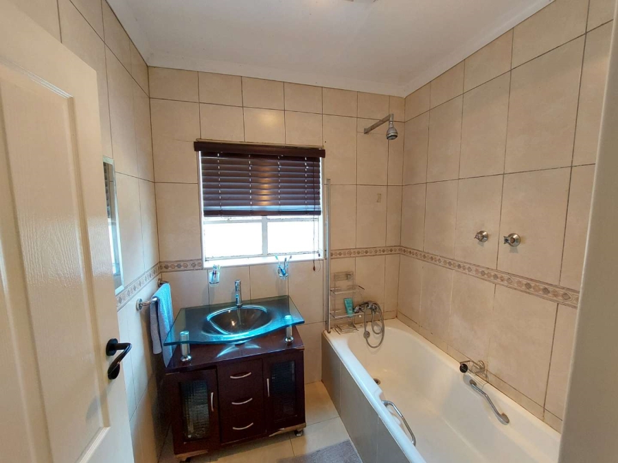 3 Bedroom Property for Sale in Northcliff Gauteng