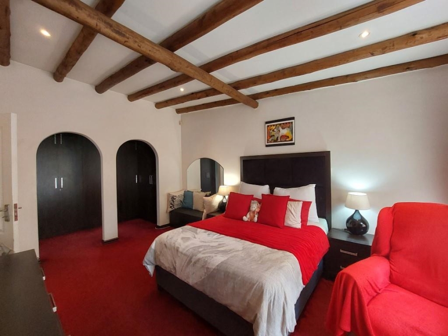 3 Bedroom Property for Sale in Northcliff Gauteng