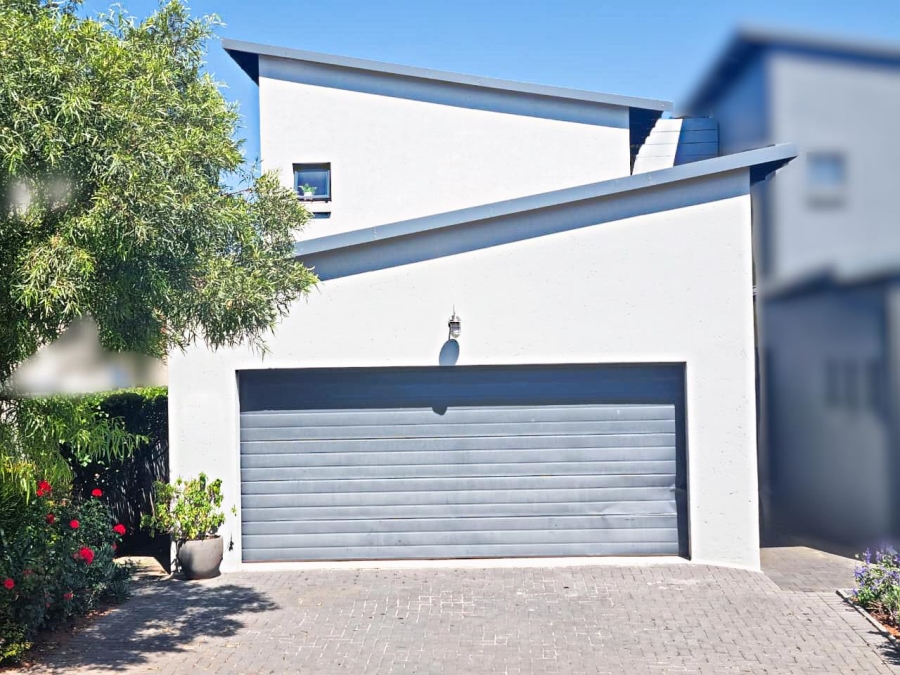 3 Bedroom Property for Sale in Olympus AH Gauteng