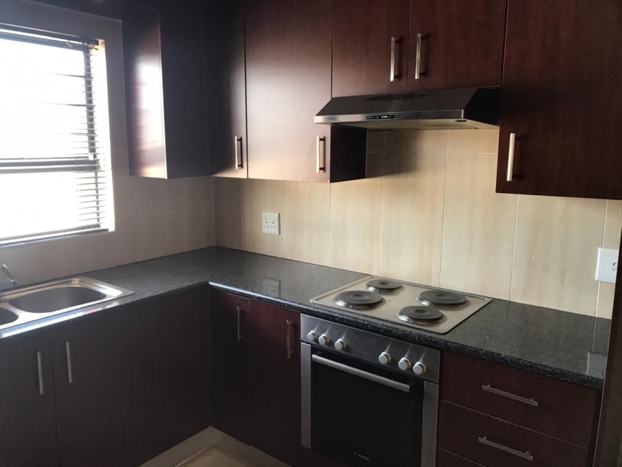 To Let 2 Bedroom Property for Rent in Brackenhurst Gauteng