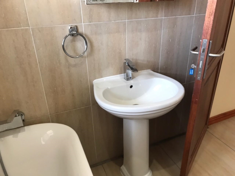 To Let 2 Bedroom Property for Rent in Brackenhurst Gauteng