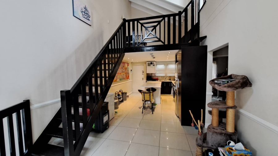 2 Bedroom Property for Sale in Melrose Estate Gauteng