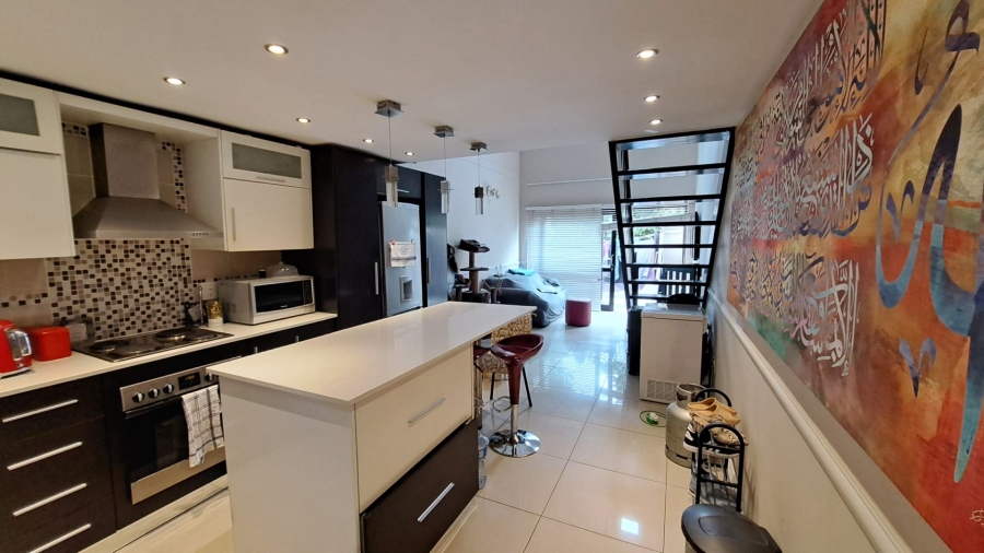 2 Bedroom Property for Sale in Melrose Estate Gauteng