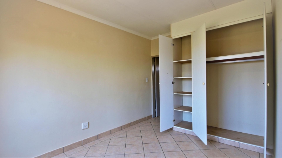 To Let 1 Bedroom Property for Rent in Hazeldean Gauteng