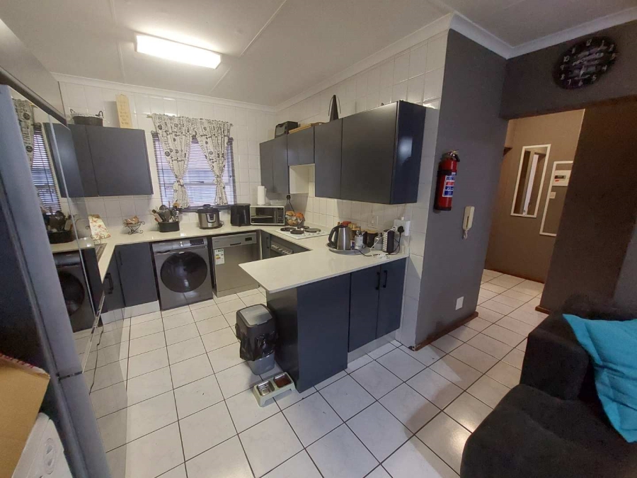 To Let 2 Bedroom Property for Rent in Meyersdal Gauteng