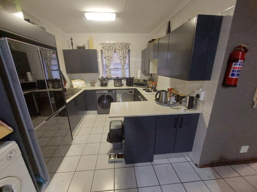 To Let 2 Bedroom Property for Rent in Meyersdal Gauteng