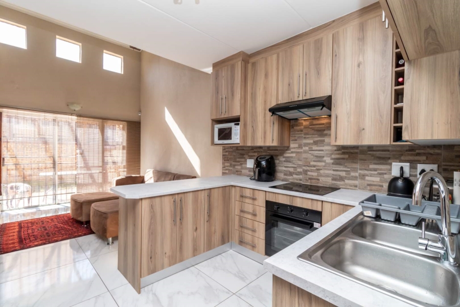 3 Bedroom Property for Sale in Honeypark Gauteng