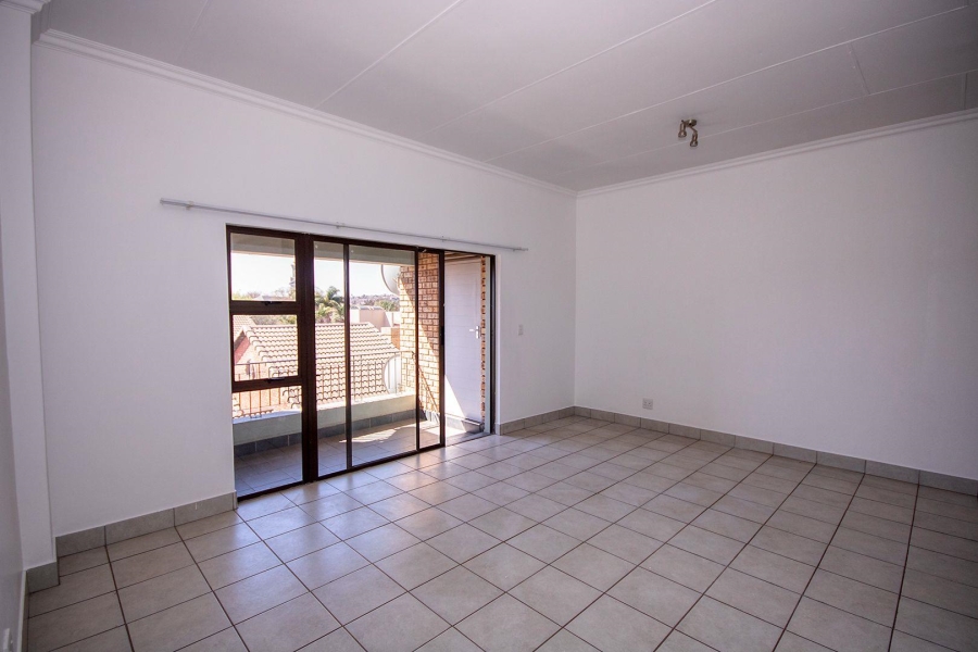 2 Bedroom Property for Sale in New Redruth Gauteng