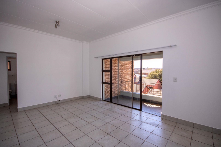 2 Bedroom Property for Sale in New Redruth Gauteng