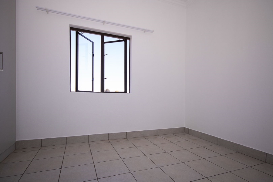 2 Bedroom Property for Sale in New Redruth Gauteng