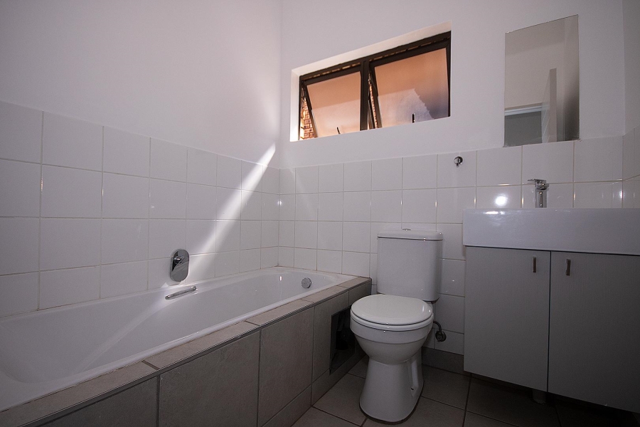2 Bedroom Property for Sale in New Redruth Gauteng