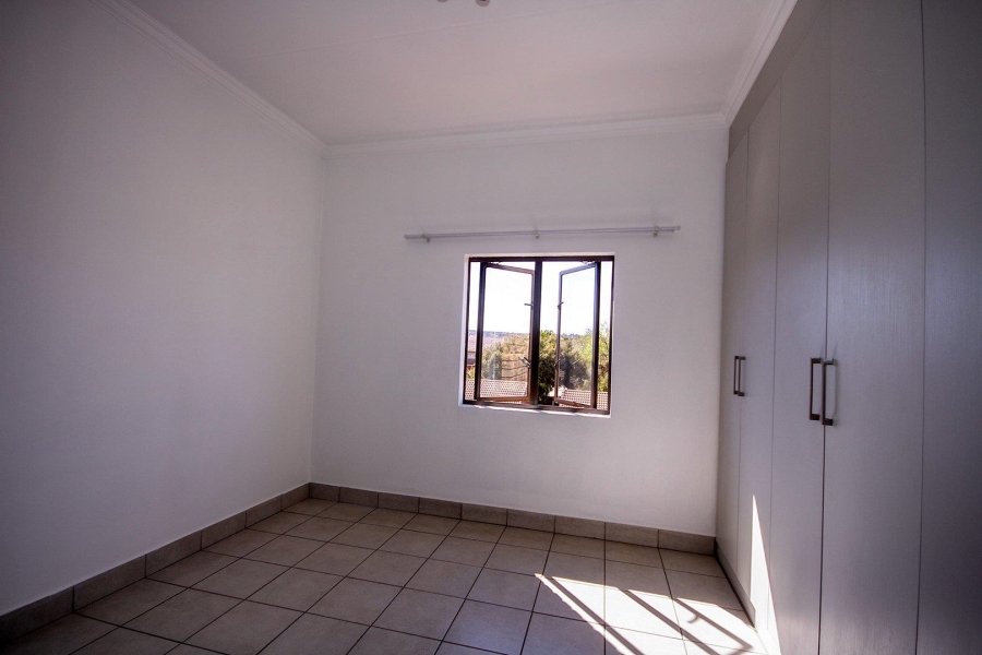2 Bedroom Property for Sale in New Redruth Gauteng