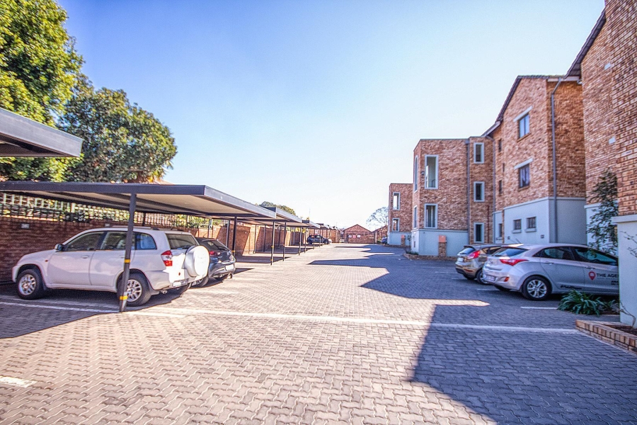 2 Bedroom Property for Sale in New Redruth Gauteng
