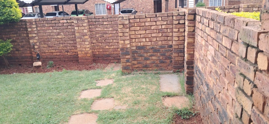 2 Bedroom Property for Sale in Clarina Gauteng
