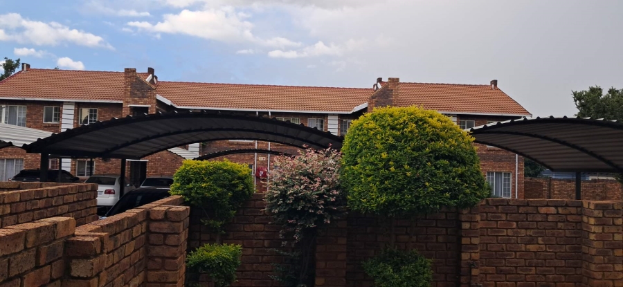 2 Bedroom Property for Sale in Clarina Gauteng
