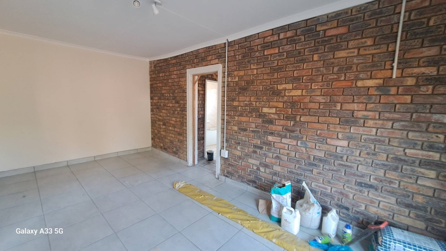 2 Bedroom Property for Sale in Kelvin Gauteng