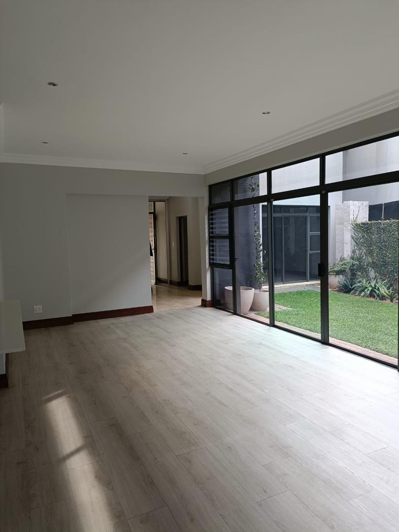 4 Bedroom Property for Sale in Waterkloof Gauteng
