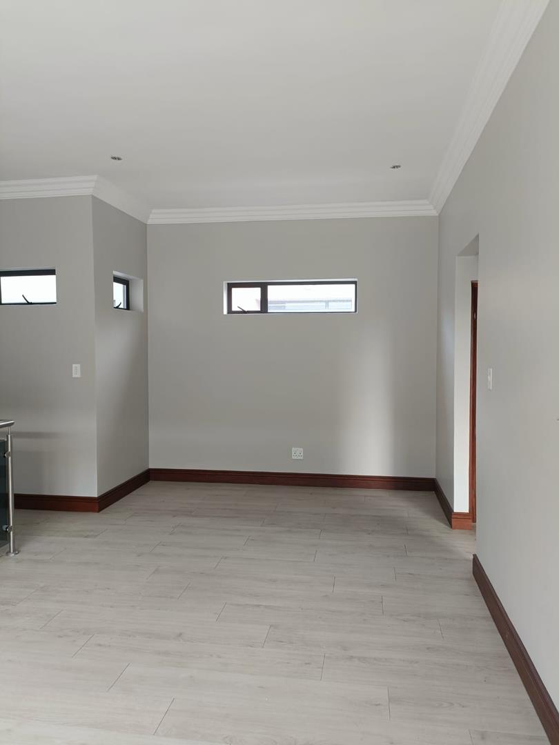 4 Bedroom Property for Sale in Waterkloof Gauteng